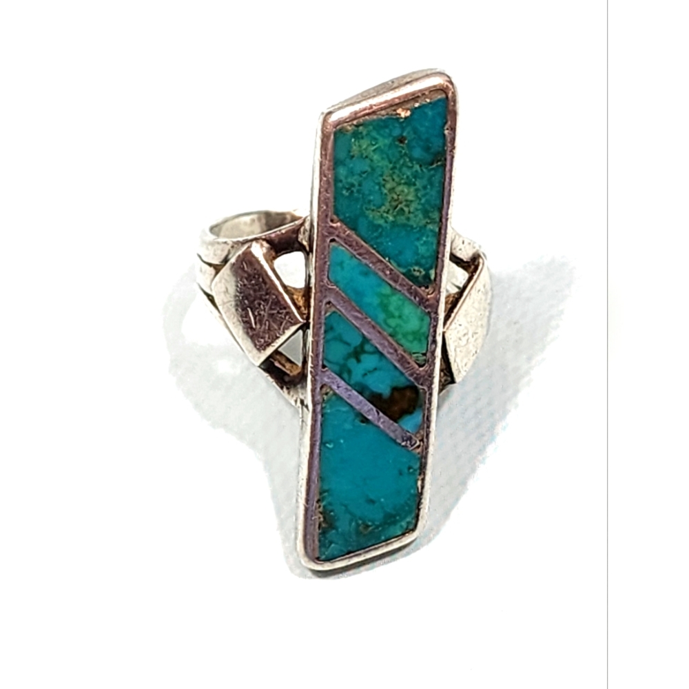 Vintage Zuni Native American Turquoise and Sterling Ring